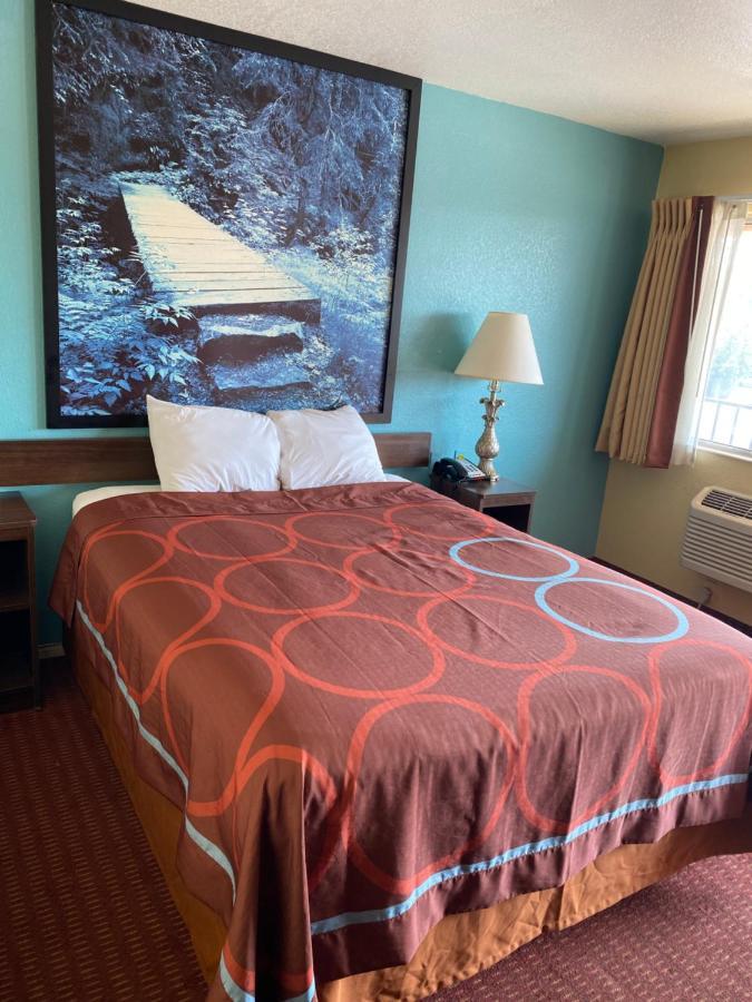 Super 8 By Wyndham Midwest City Ok Luaran gambar