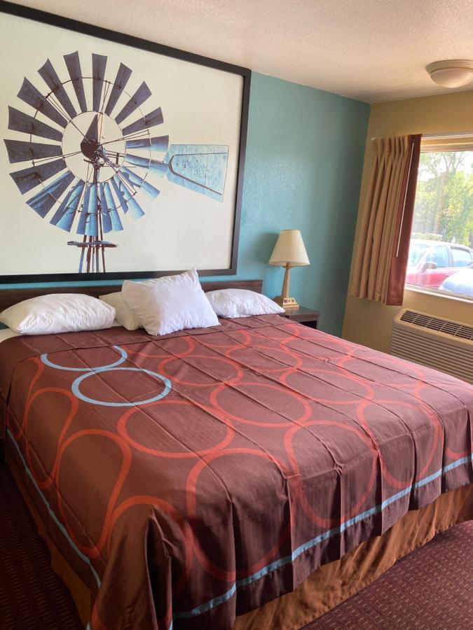Super 8 By Wyndham Midwest City Ok Luaran gambar