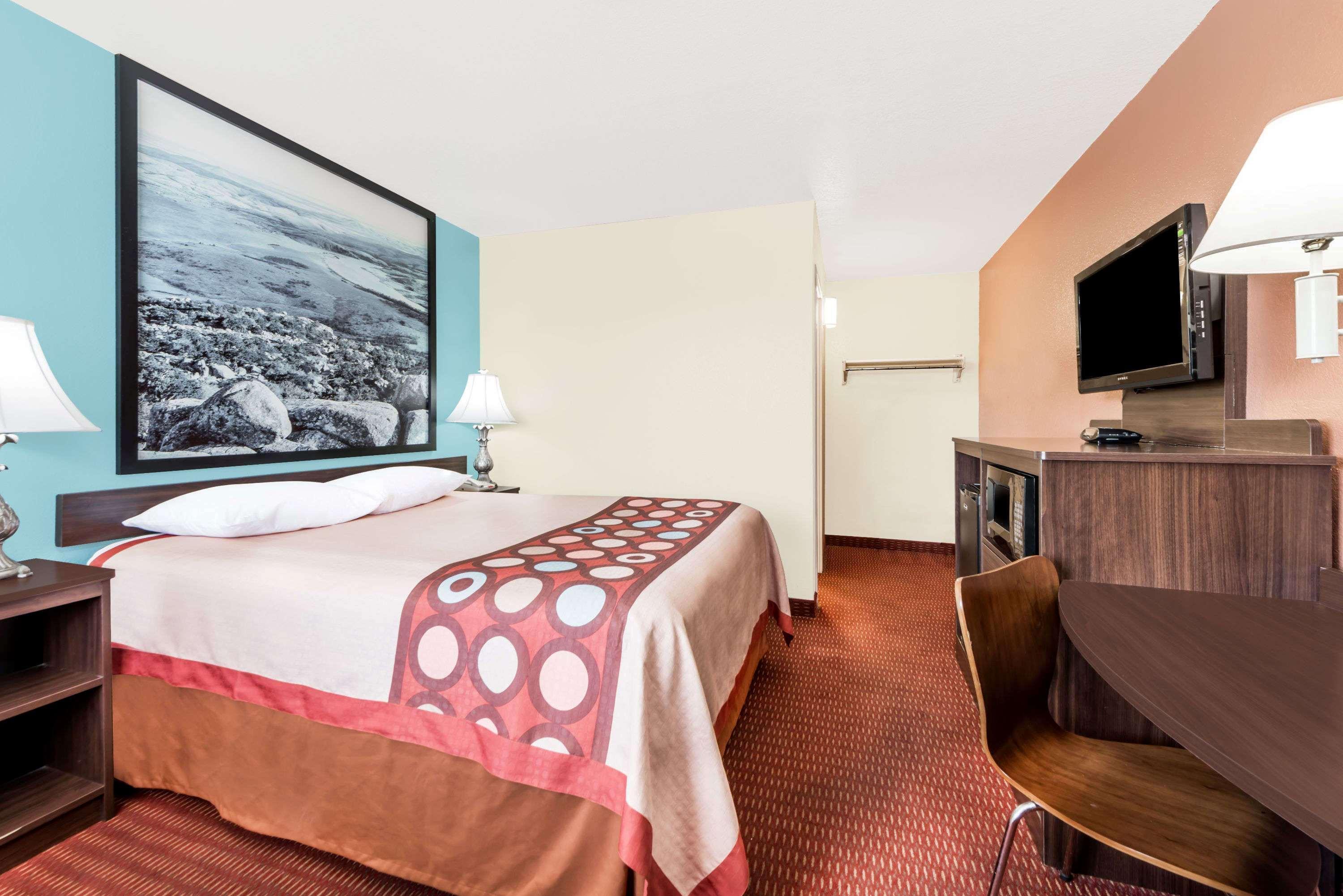 Super 8 By Wyndham Midwest City Ok Luaran gambar